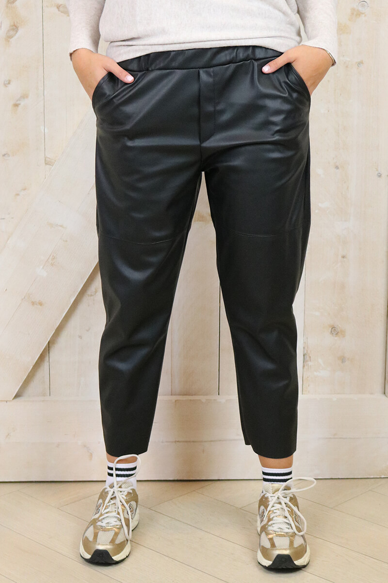 mom leather pant